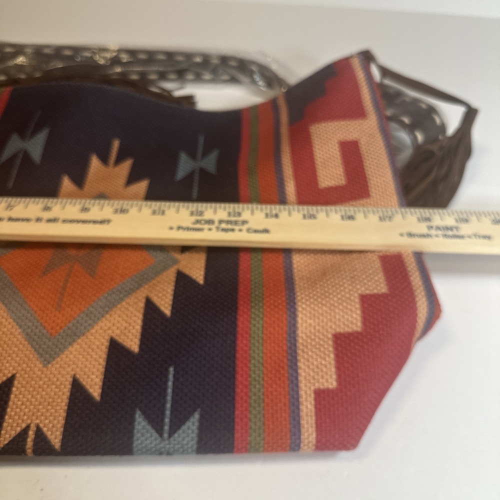PRETTY CANVAS TOTE NWOT AZTEC DESIGN - Picture 10 of 14
